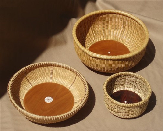 3 round baskets